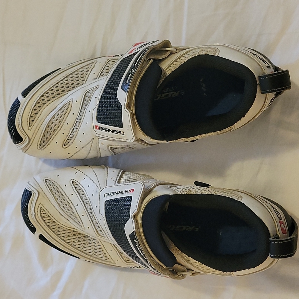 Garneau clip in bike shoes.